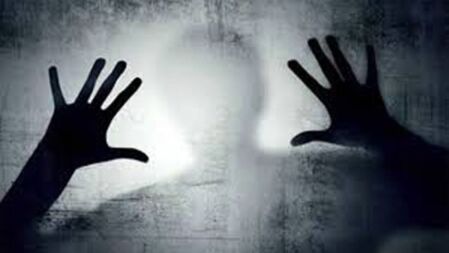 চলন্ত অটোরিকশায় কিশোরীকে ধর্ষণচেষ্টার অভিযোগ