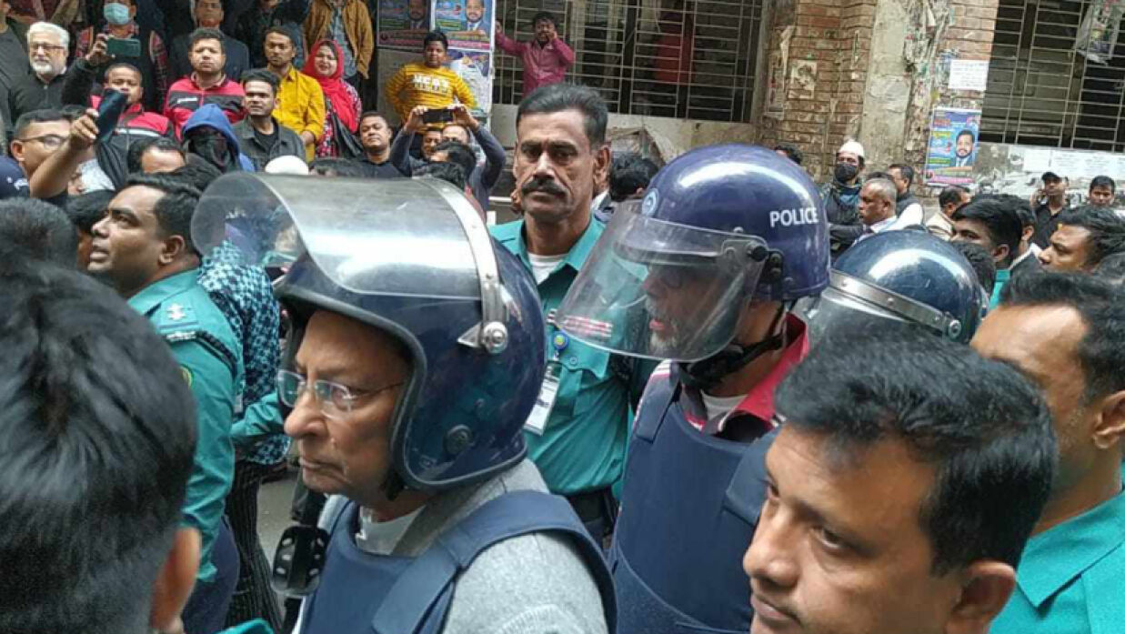 সাবেক তথ্যমন্ত্রী ইনু ও তার স্ত্রীর বিরুদ্ধে দুদকের মামলা