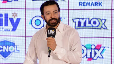 বিদেশিরা বাংলাদেশি সিনেমার রিভিউ দিচ্ছেন: শাকিব খান