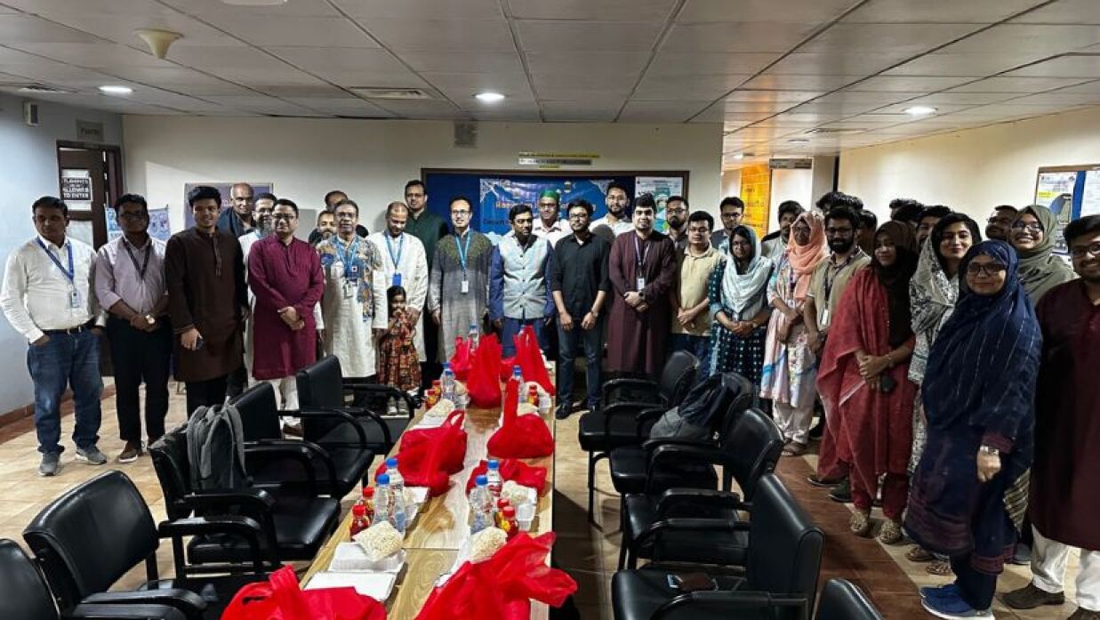 ইফতার মাহফিল অনুষ্ঠিত