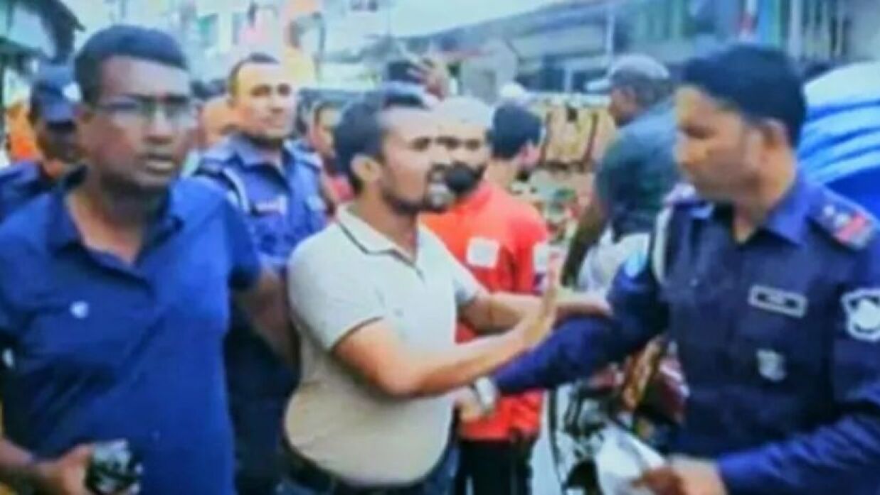 পুুলিশ সদস্যের সঙ্গে যুবদল নেতার বাকবিতন্ডা