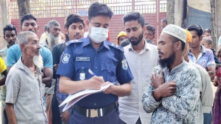 লঞ্চের ধাক্কায় নিখোঁজ শিশুর মরদেহ ৩ দিন পর ভেসে উঠল