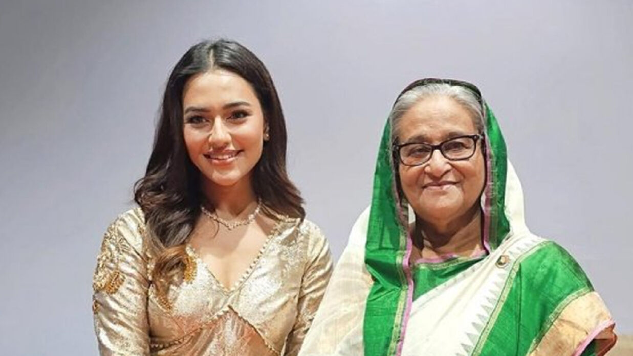 শেখ হাসিনা ও নুসরাত ফারিয়া