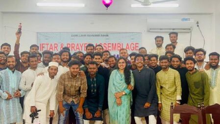 ডব্লিউএস কমার্সের ইফতার ও দোয়া মাহফিল: উদ্যমী তরুণদের মিলনমেলা