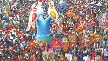 বিতর্ক এড়াতে ‘মঙ্গল শোভাযাত্রা’ নাম পরিবর্তন হয়নি, থাকছে নতুন আঙ্গিক