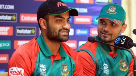 তামিমের সুস্থতা কামনা করে মাশরাফির স্ট্যাটাস