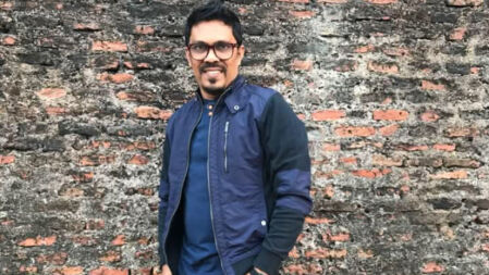 ফেসবুকে কমেন্টের জেরে নোবিপ্রবির সাবেক শিক্ষার্থীকে আ.লীগ নেতার হুমকি