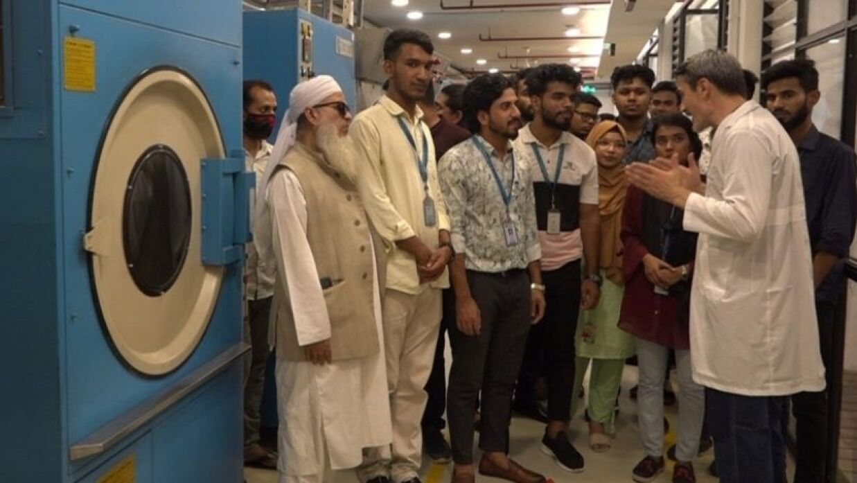 ইন্টারন্যাশনাল স্ট্যান্ডার্ড ইউনিভার্সিটিতে দক্ষ টেক্সটাইল ইঞ্জিনিয়ার তৈরি করছে