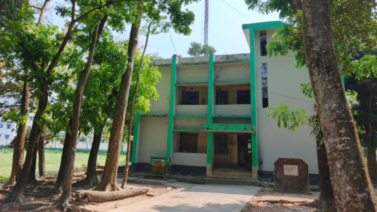 দুমকী টেলিফোন এক্সচেঞ্জ  অফিস