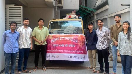 সুবিধাবঞ্চিত মানুষের মাঝে ‘গোভ্যালির’ পোশাক বিতরণ