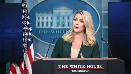 হুতিদের বিরুদ্ধে ‘যুদ্ধ পরিকল্পনা’ ফাঁস করায় সাংবাদিকের ওপর ক্ষোভ ট্রাম্প প্রশাসনের