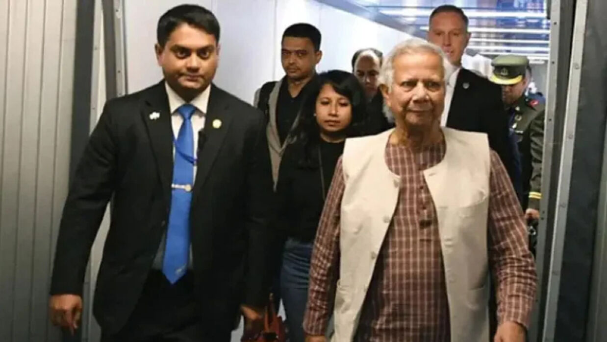 দেশে ফিরলেন প্রধান উপদেষ্টা অধ্যাপক ড. মুহাম্মদ ইউনূস