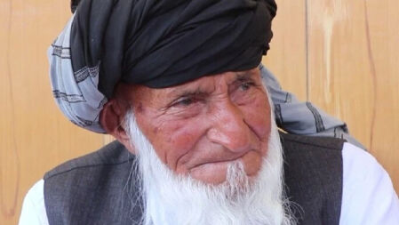 নিজের বয়স ১৪০ বছর দাবি আফগান বৃদ্ধের, তদন্তে তালেবান সরকার