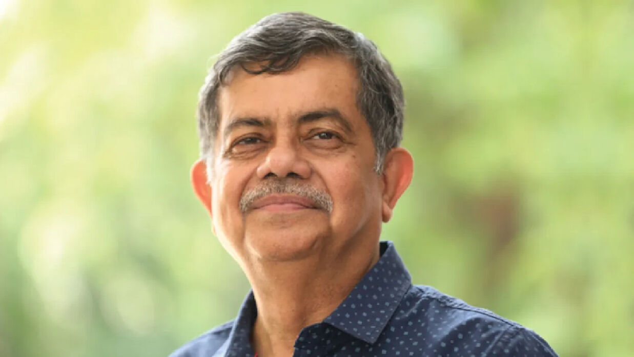 শিক্ষা উপদেষ্টা সি আর আবরার