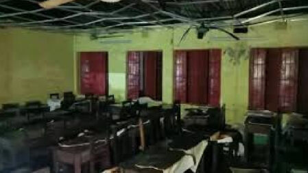 এসএসসি  পরীক্ষা কেন্দ্রে আগুন