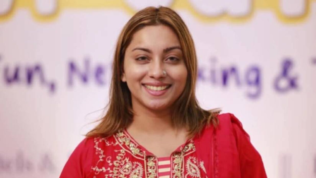 মিস আর্থ বাংলাদেশ বিজয়ী অভিনেত্রী মেঘনা আলম