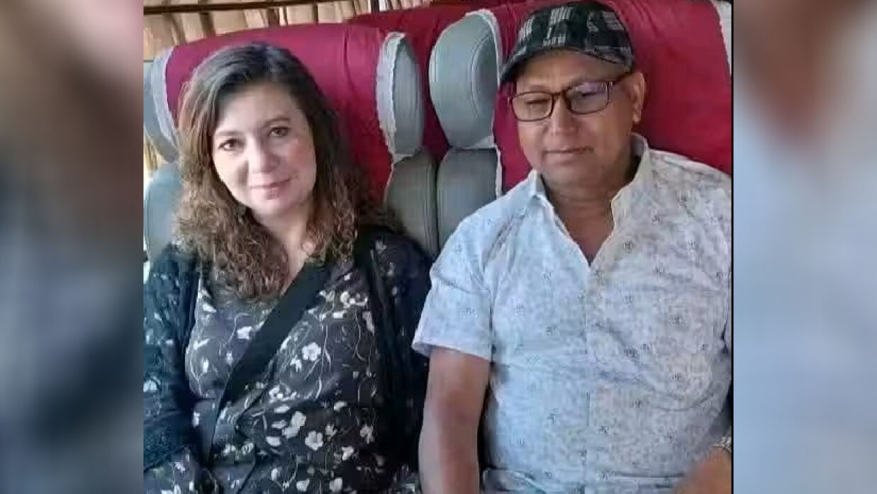 মাহবুবুল আলম সাংবাদিক মান্নু ও রুমানা মারিয়া