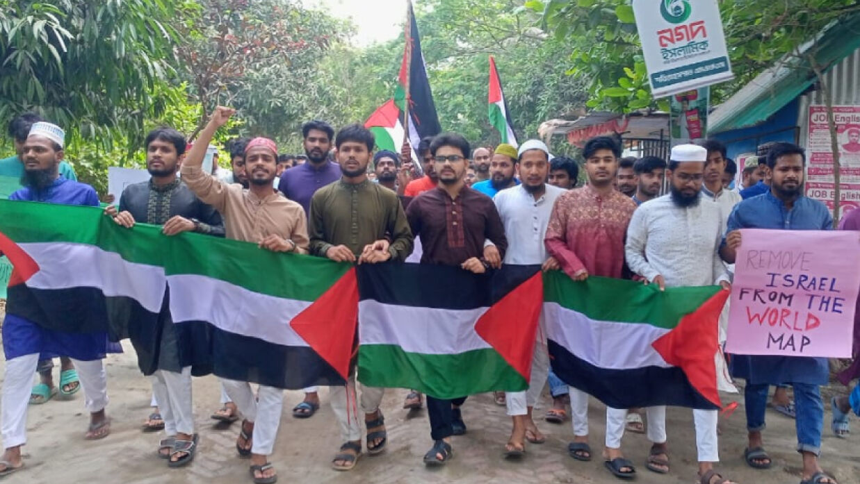 শিক্ষার্থীদের মাস মুভমেন্ট