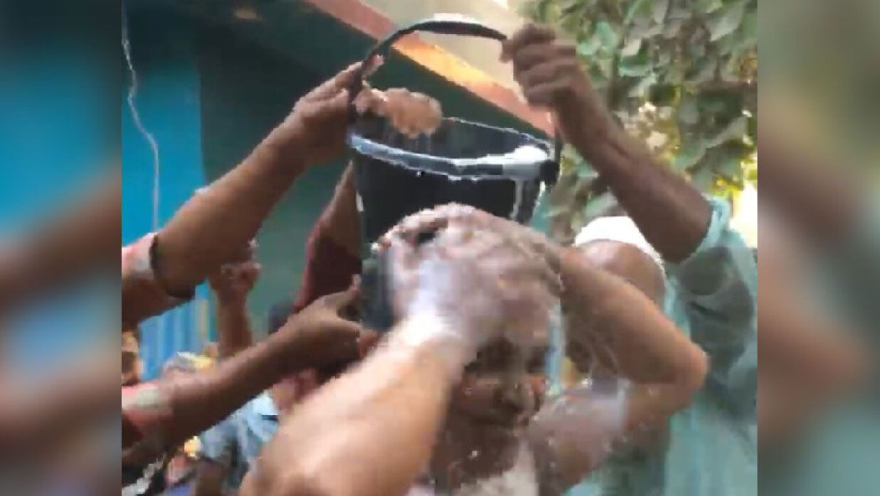 স্ত্রীকে তালাক দিয়ে আধা মণ দুধ দিয়ে গোসল করলেন সাইপ্রাস প্রবাসী স্বামী