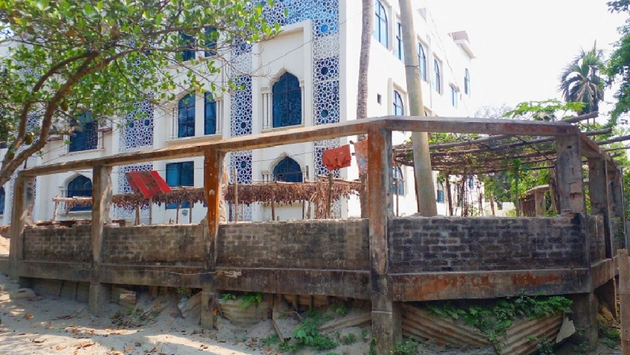 দেওয়ানগঞ্জ উপজেলা পরিষদ কমপ্লেক্স