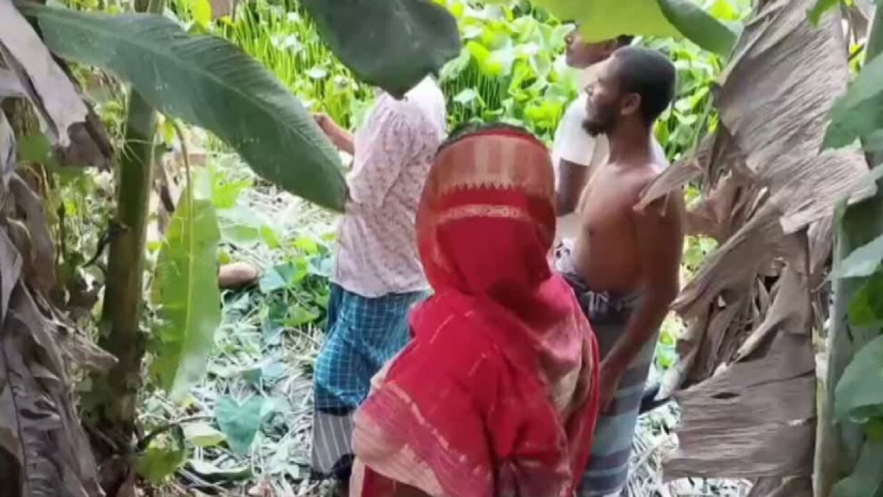 কোটালীপাড়ায় কচুক্ষেত থেকে অজ্ঞাতপরিচয়ের এক ব্যক্তির মরদেহ উদ্ধার করা হয়