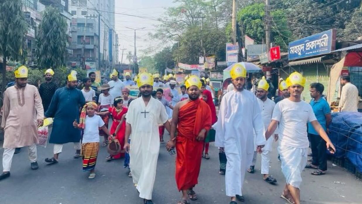 উৎসবমুখর পরিবেশে বর্ণাঢ্য আয়োজনে উদযাপিত হয়েছে বাংলা নববর্ষ