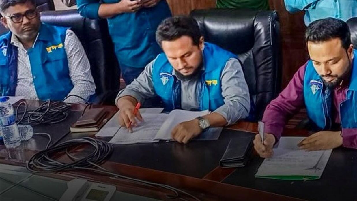দুদকের অভিযান