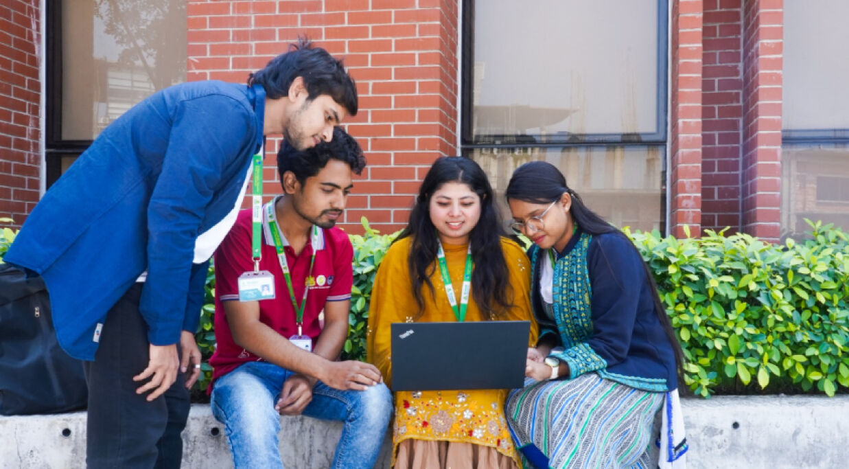  সিএসই গ্র্যাজুয়েটদের ভবিষ্যৎ উজ্জ্বল