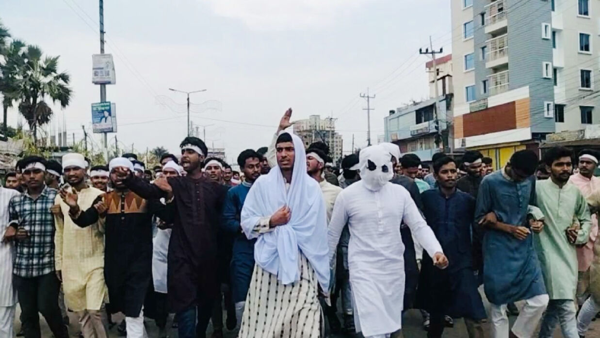 শিক্ষার্থীদের মিছিল