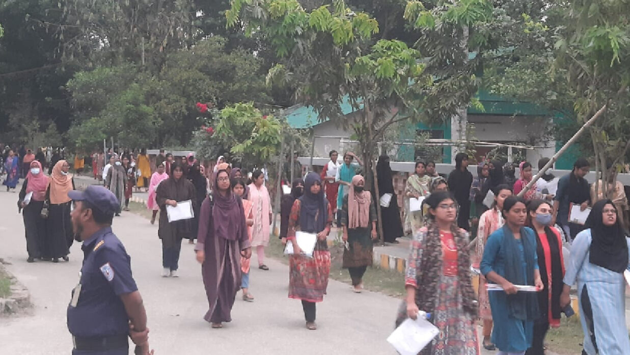 খুলনা বিশ্ববিদ্যালয় (খুবি)