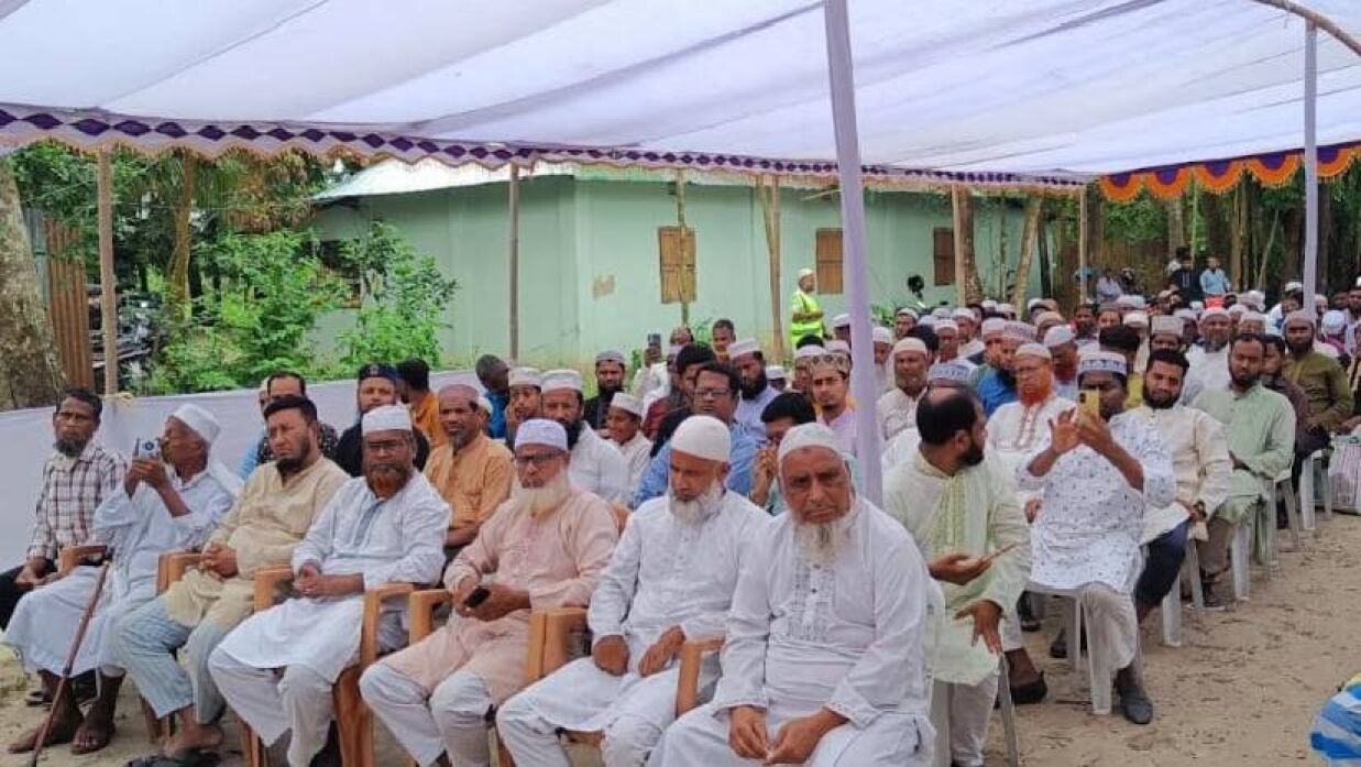 জামায়াতের সম্মেলনে আওয়ামী লীগ নেতা