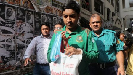 এখনো পুলিশ হত্যা মামলার আসামি ফাইয়াজ, যা জানাল তার পরিবার