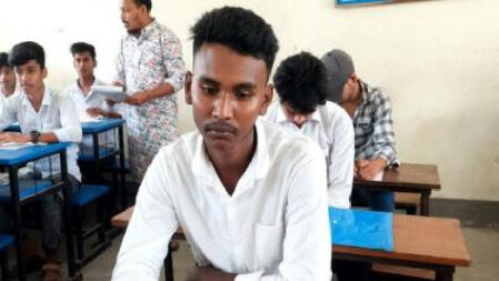 বাবার মরদেহ রেখে এসএসসি পরীক্ষায় অংশ নিলেন খাইরুল