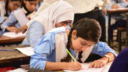 এসএসসি ও সমমানের পরীক্ষার ষষ্ঠ দিনে অনুপস্থিত প্রায় ২৯ হাজার, ৩২ বহিষ্কার 