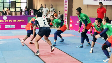 সিরিজ হেরে রেফারিকে ধুয়ে দিলেন বাংলাদেশ কোচ