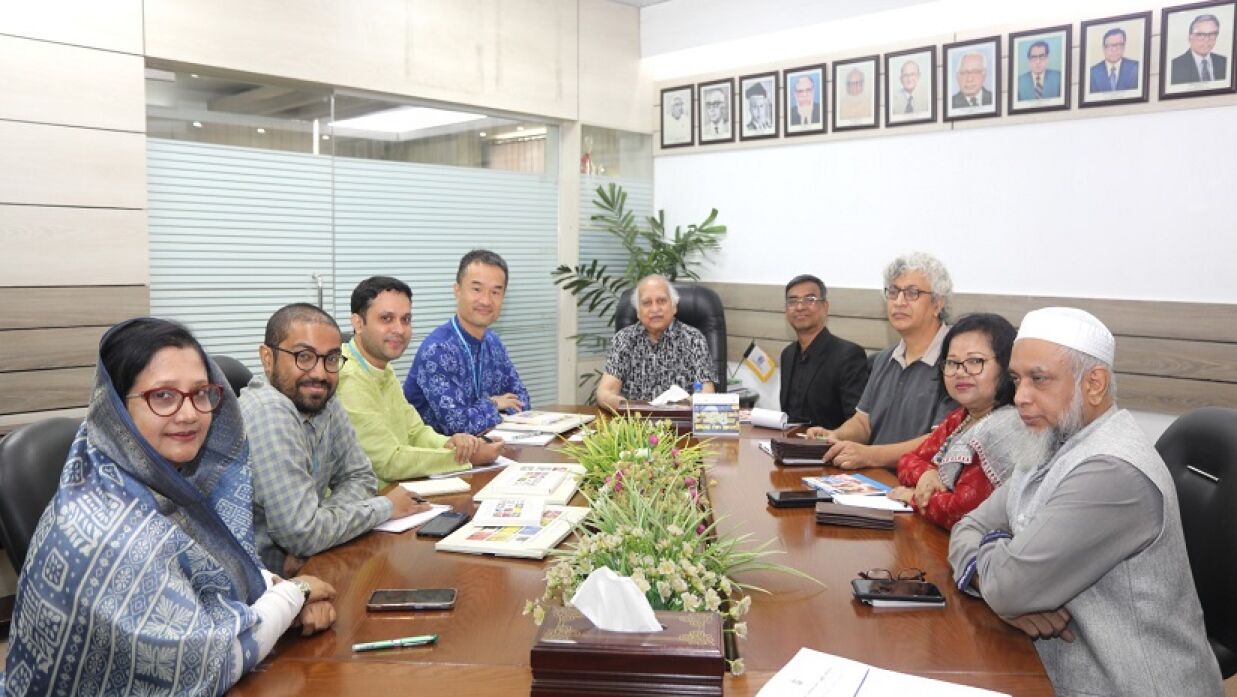 ইউজিসি চেয়ারম্যান অধ্যাপক ড. এস এম এ ফায়েজের সঙ্গে সৌজন্য সাক্ষাৎ করেন ইউনেস্কোর শিক্ষা প্রধান নোরিহিদে ফুরুকাওয়া