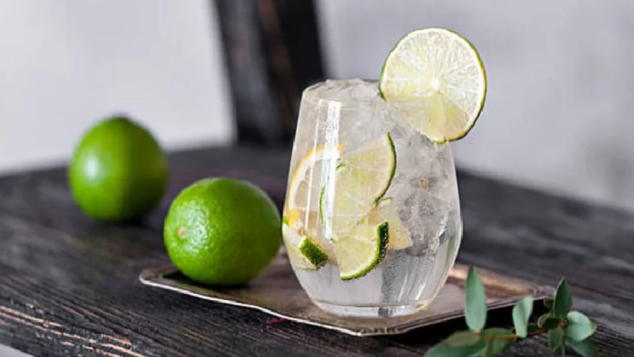 লেবুর পানি