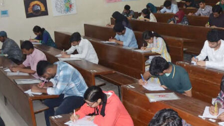 রাবির ‘সি’ ইউনিটের ১ম শিফটের ভর্তি পরীক্ষা শুরু