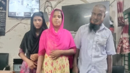 ইয়াবাসহ স্বামী স্ত্রী মেয়ে গ্রেপ্তার