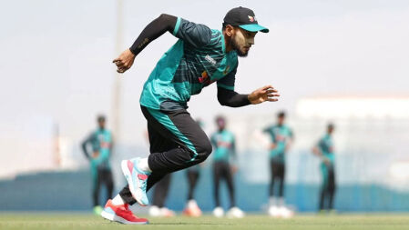 মুশফিকের ক্যারিয়ারে এমন দুঃসময় আর আসেনি