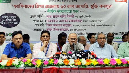 ছাত্রদের মন্ত্রণালয়ে নয়, ক্যাম্পাসে থাকার আহ্বান রিজভীর