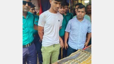 বোবা রফিককে কুপিয়ে হত্যার ঘটনায় মূল আসামি গ্রেপ্তার