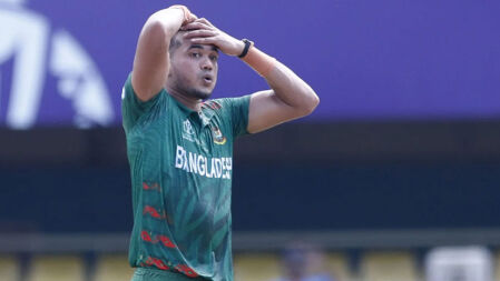 ইংল্যান্ডের উদ্দেশ্যে দেশ ছাড়লেন তাসকিন