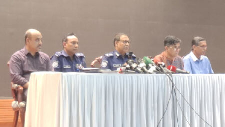 মামলা দিয়ে নিরীহ লোককে হয়রানি করা যাবে না: আইজিপি