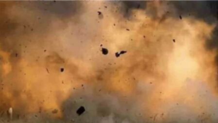 পাকিস্তানে বোমা বিস্ফোরণ, নিহত ৭