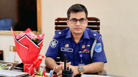 ঢাকা জেলার শ্রেষ্ঠ ওসির পুরস্কার পেলেন জুয়েল মিয়া