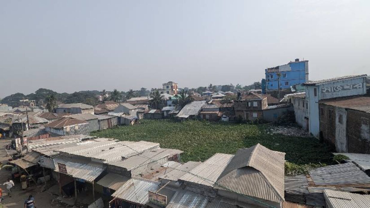 দখল করা খাস পুকুর