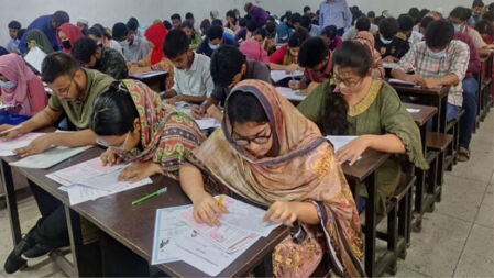 গুচ্ছর ‘বি’ ইউনিটের ভর্তি পরীক্ষা কাল, কেন্দ্রে পাঠানো হলো প্রশ্ন