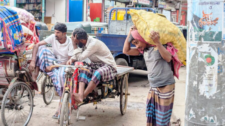 ‘দিবস দিয়ে কী হবে, কাজ না থাকলে পেট চলে না’