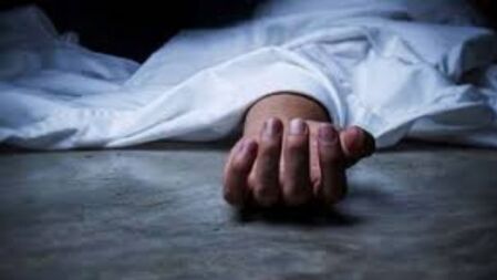 পাবনায় ট্রেনের ধাক্কায় নারী নিহত
